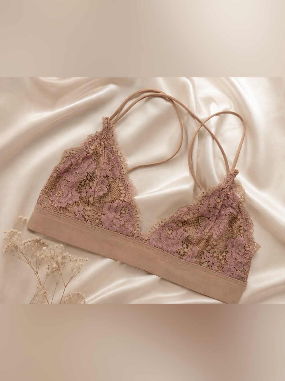 Urban Outfitters Out From Under Floral Lace Bralette Size M
